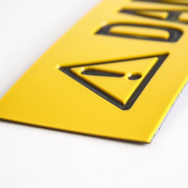 Custom Engraved Signs and Tags for Industrial Applications - Image 3